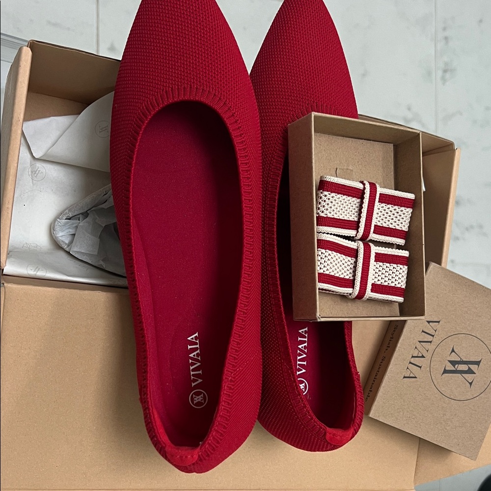 BRAND NEW  WITH BOXES AND EXTRA BOW CLIPPSWomen's Red Flats